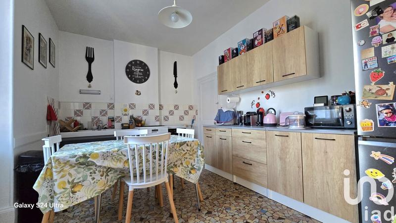 Maison - 199 m² - 8 pièces