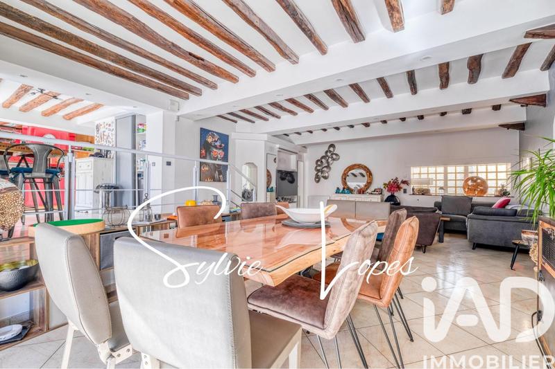 Maison - 170 m² - 5 pièces