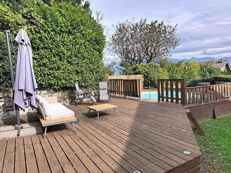 Maison traditionnelle - 140 m² - 5 pièces