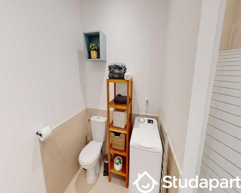 Chambre - 90 m² - 1 pièce