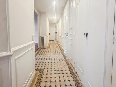 Appartement - 94 m² - 2 pièces