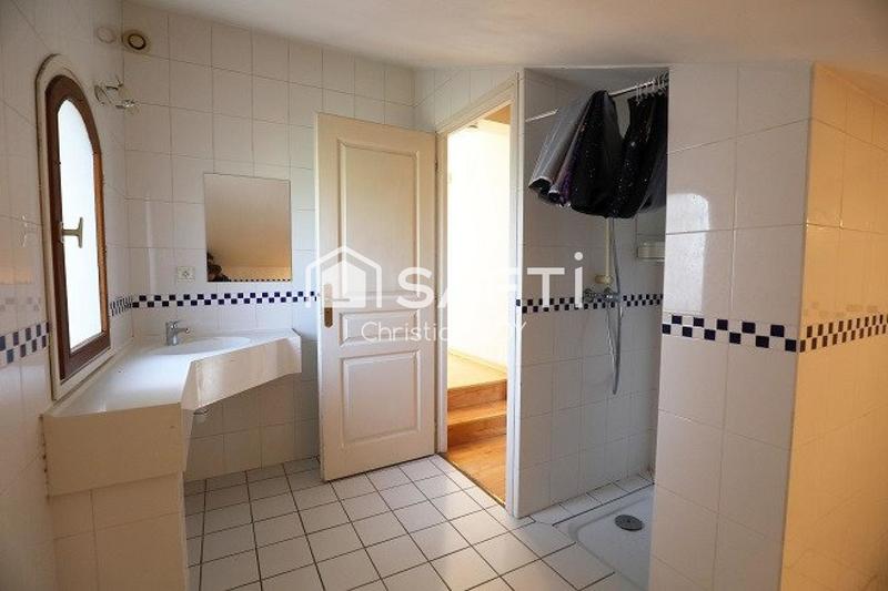 Maison - 160 m² - 7 pièces