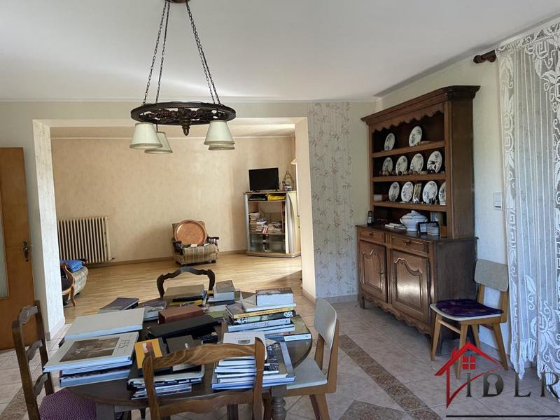 Maison - 250 m² - 7 pièces