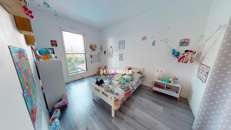 Maison contemporaine - 163 m² - 7 pièces