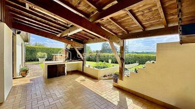 Maison - 106 m² - 5 pièces