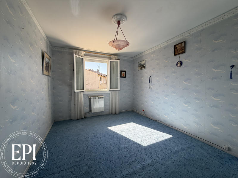 Maison - 158 m² - 9 pièces