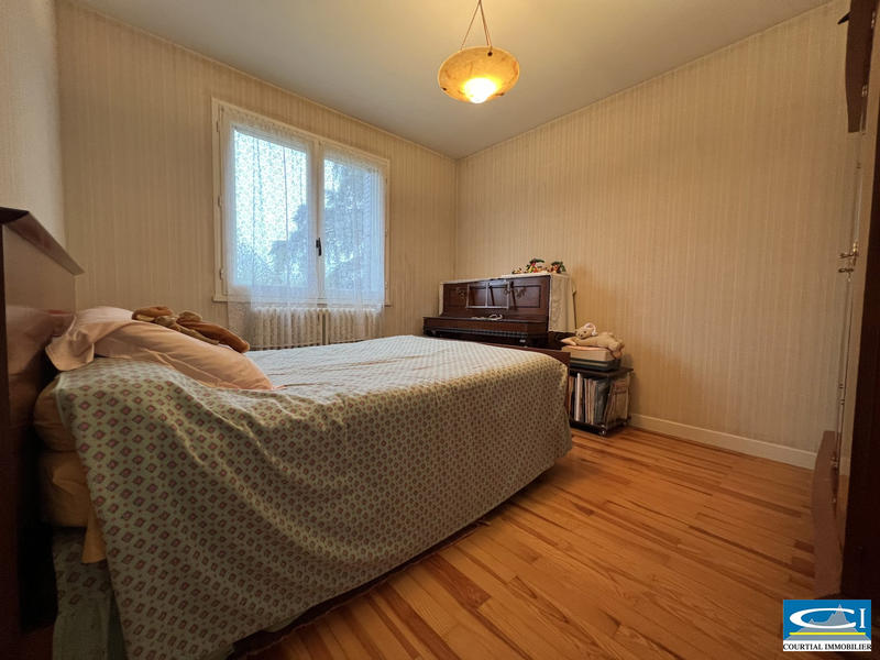 Maison traditionnelle - 81 m² - 4 pièces