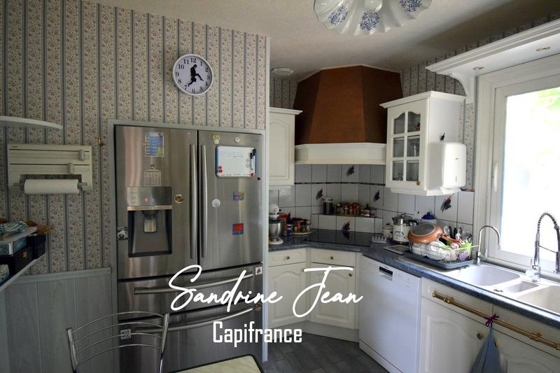 Maison - 210 m² - 6 pièces