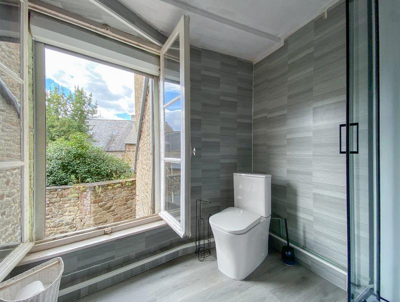 Immeuble - 8 pièces