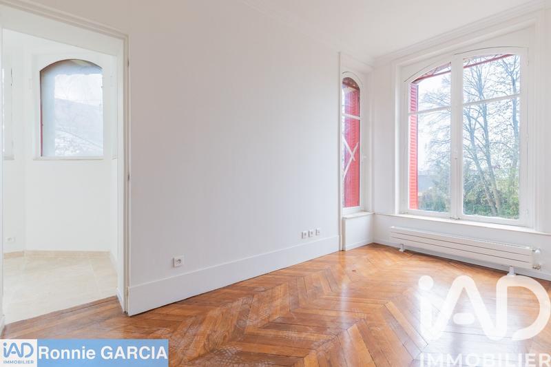 Maison - 210 m² - 8 pièces