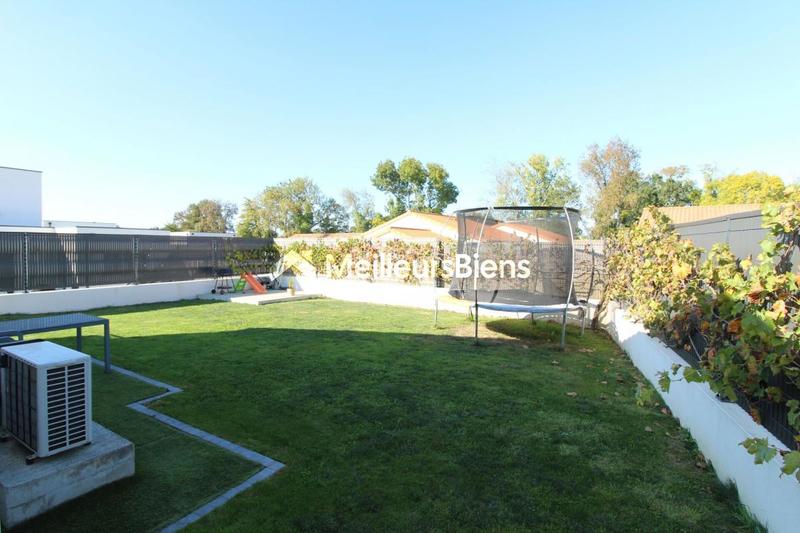 Maison - 140 m² - 6 pièces