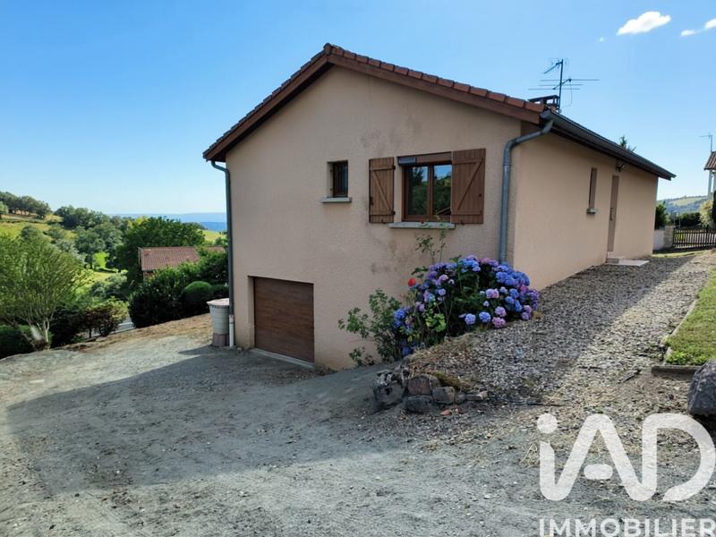 Maison - 93 m² - 4 pièces