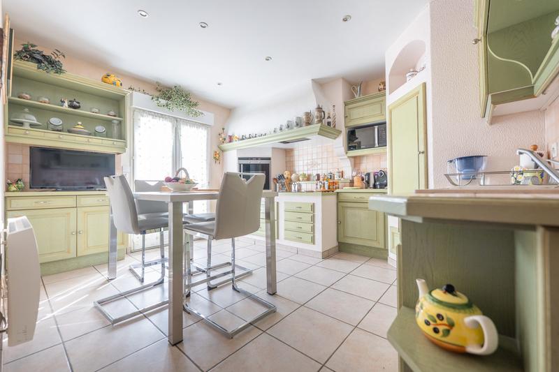 Maison - 167 m² - 6 pièces