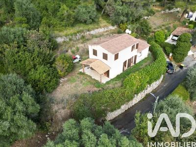 Maison - 103 m² - 5 pièces