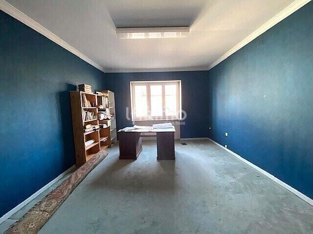 Maison - 286 m² - 9 pièces