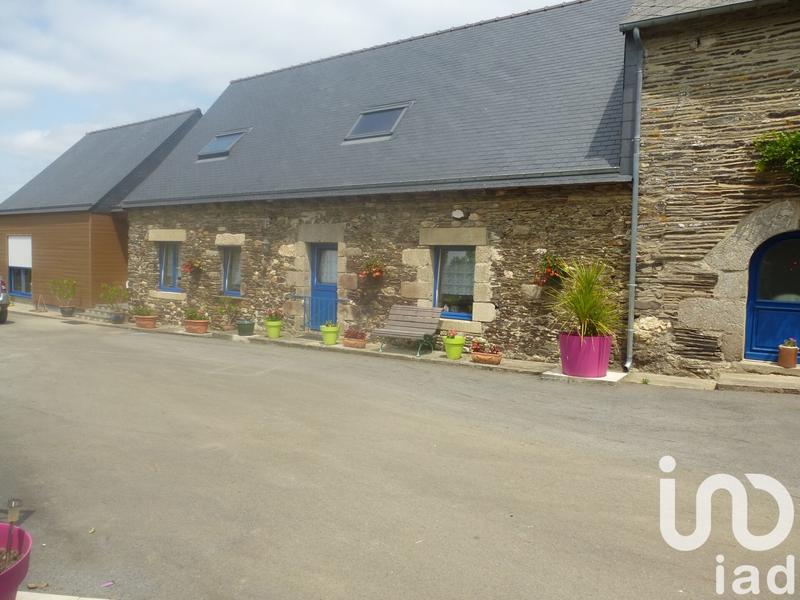 Maison - 340 m² - 11 pièces