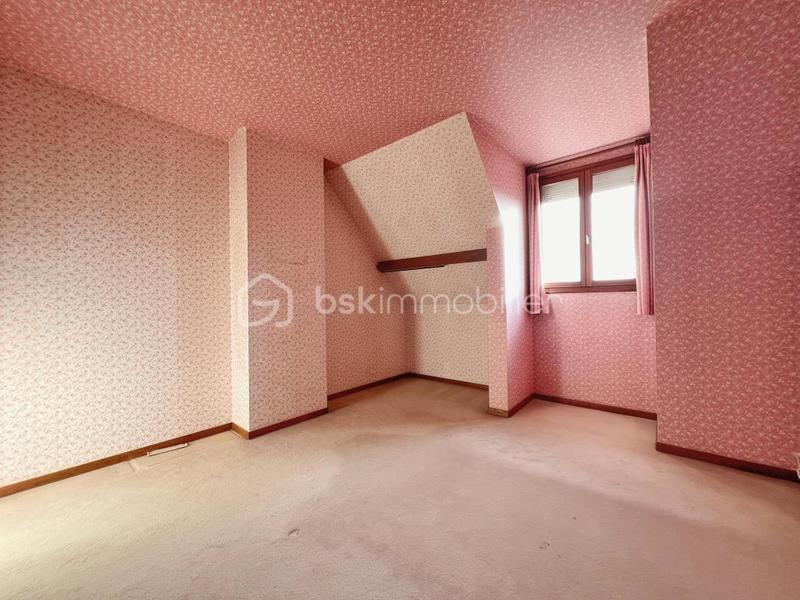 Maison traditionnelle - 152 m² - 7 pièces