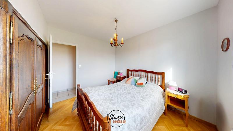 Maison - 107 m² - 6 pièces