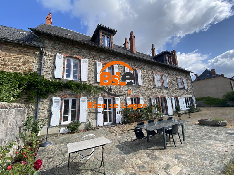 Maison - 229 m² - 10 pièces