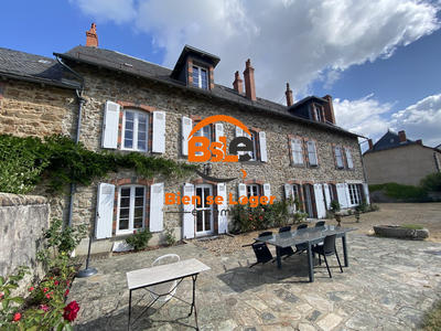 Maison - 229 m² - 10 pièces