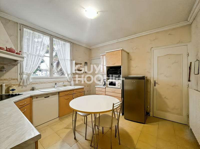 Maison - 100 m² - 7 pièces