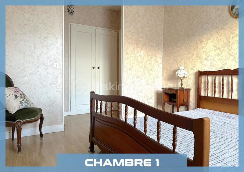 Maison traditionnelle - 90 m² - 6 pièces