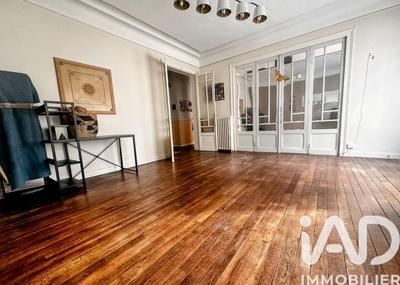 Appartement - 99 m² - 4 pièces