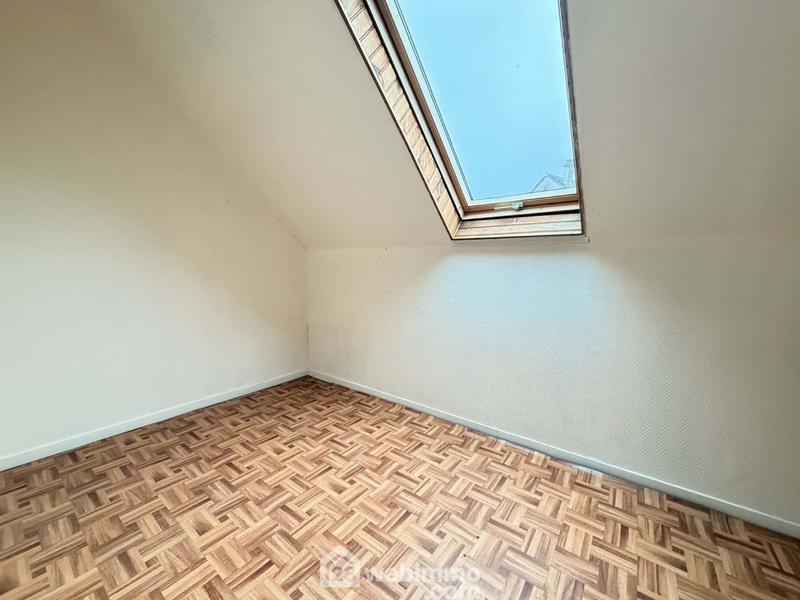 Maison - 93 m² - 5 pièces