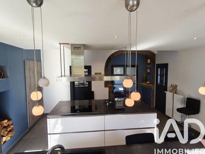 Maison - 360 m² - 6 pièces