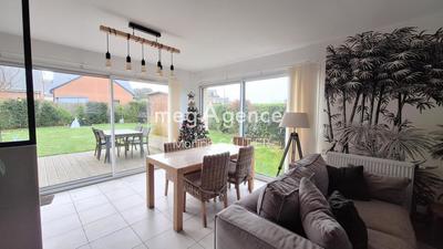 Maison - 90 m² - 6 pièces