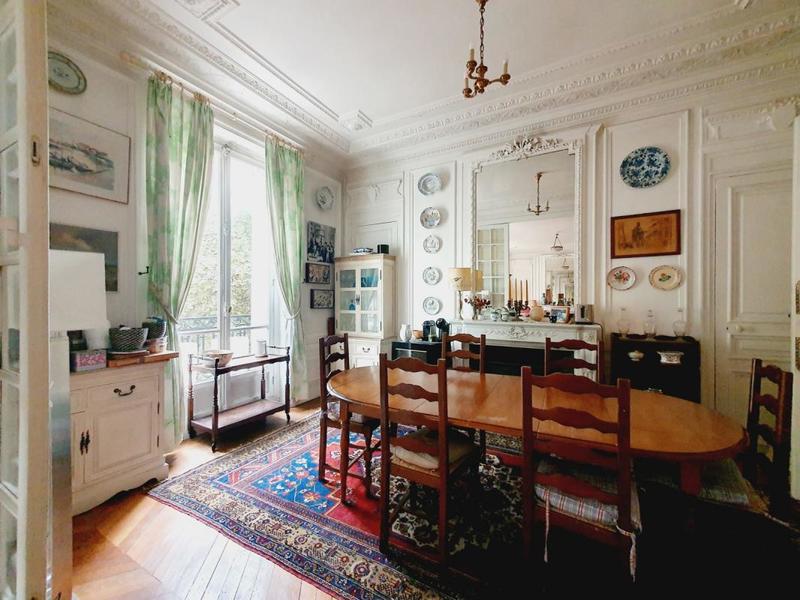 Studio - 231 m² - 9 pièces