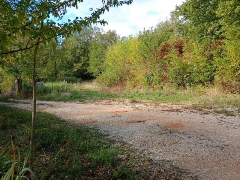 Terrain constructible - 1 935 m²