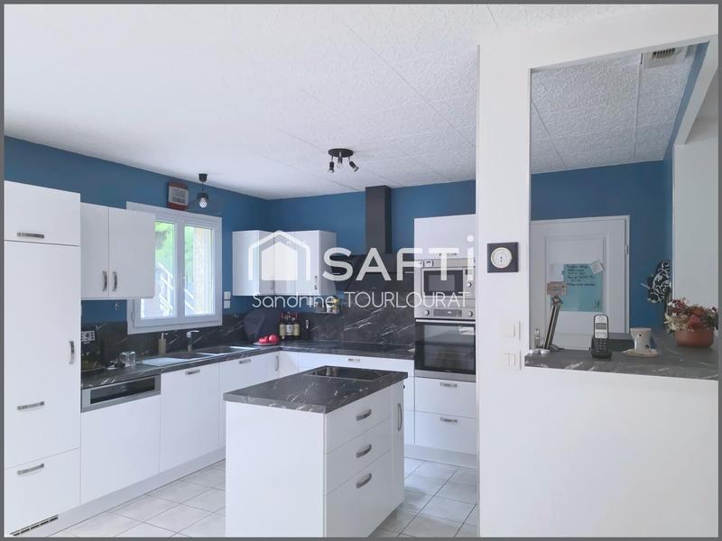 Maison - 122 m² - 6 pièces