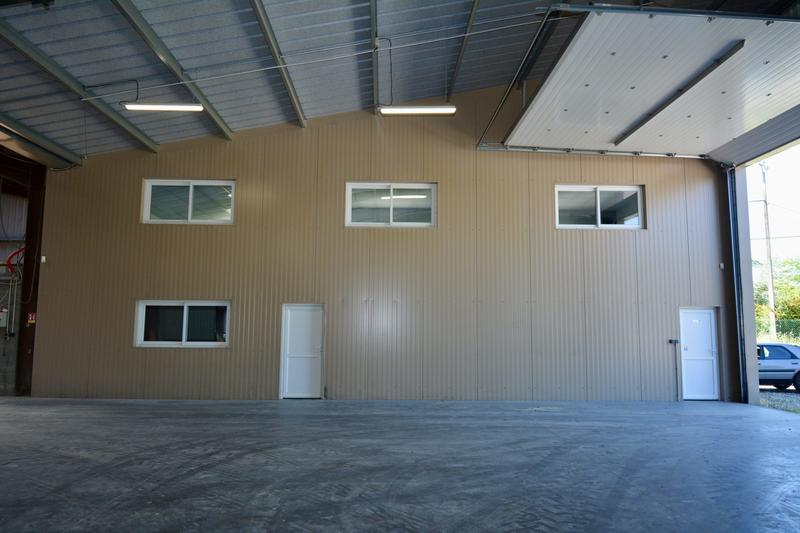 Local d'activités - 1 623 m²