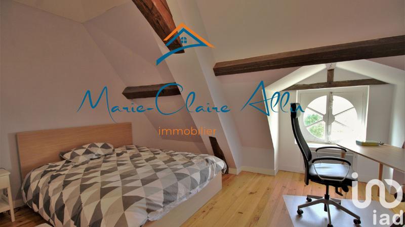 Appartement - 165 m² - 6 pièces