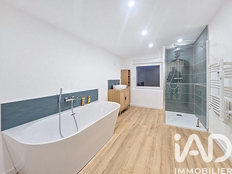 Maison - 190 m² - 6 pièces