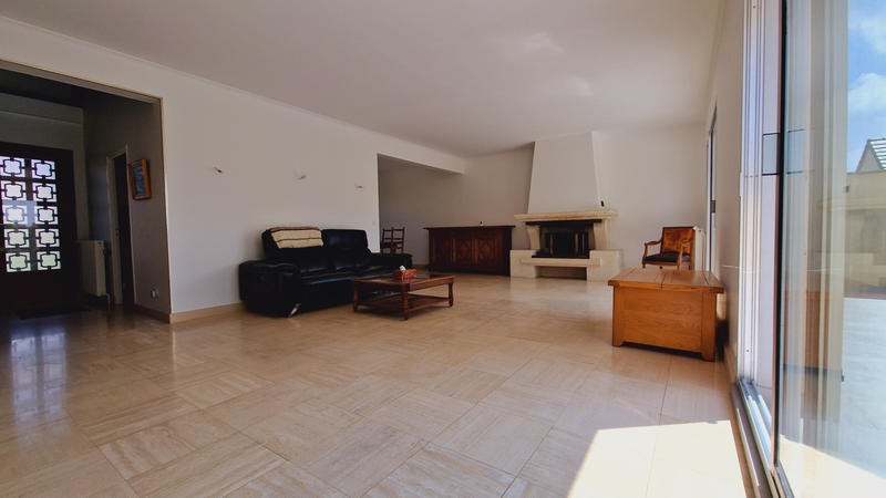 Maison - 175 m² - 7 pièces