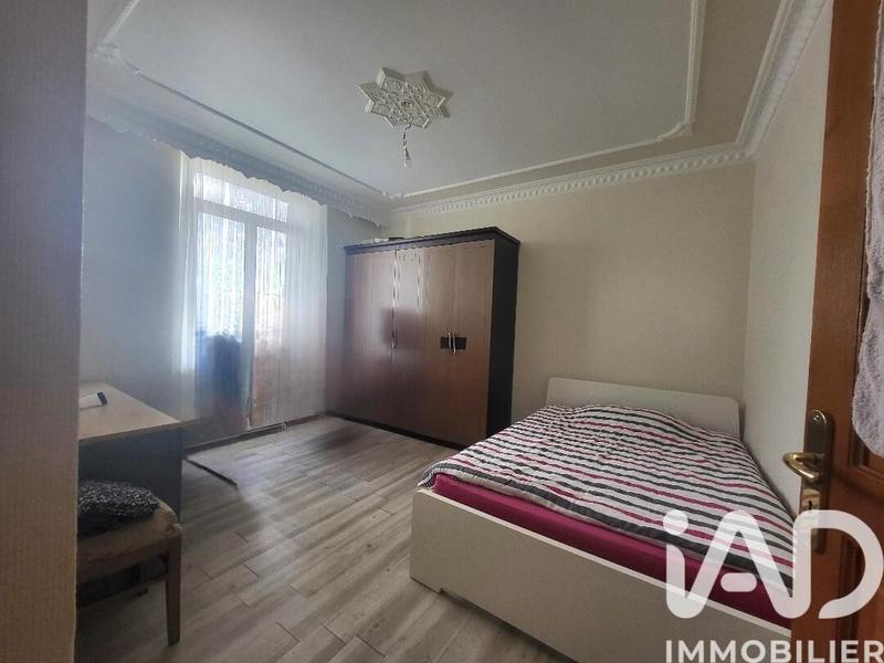 Maison - 180 m² - 5 pièces