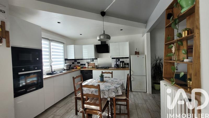 Maison - 94 m² - 4 pièces