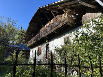 Corps de ferme - 430 m² - 8 pièces