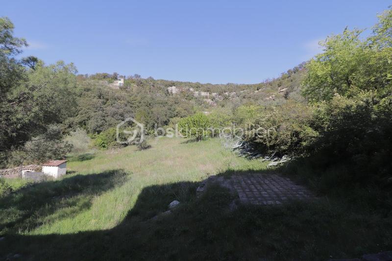 Mas - 250 m² - 14 pièces