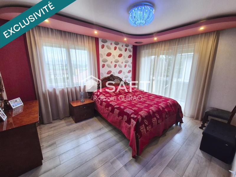 Maison - 137 m² - 6 pièces