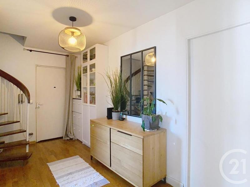 Duplex - 90 m² - 4 pièces