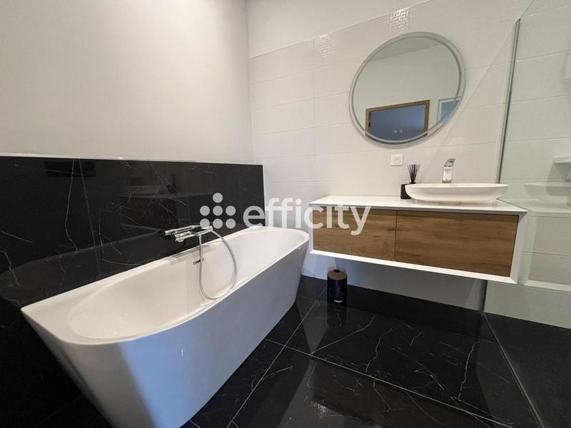 Villa - 189 m² - 5 pièces