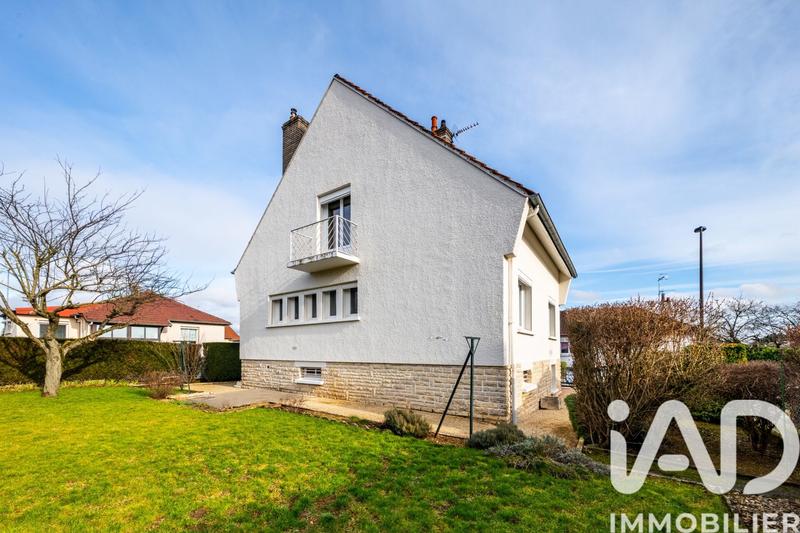 Maison de maîtres - 99 m² - 4 pièces