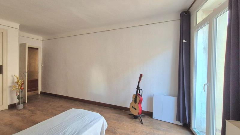 Maison - 212 m² - 8 pièces