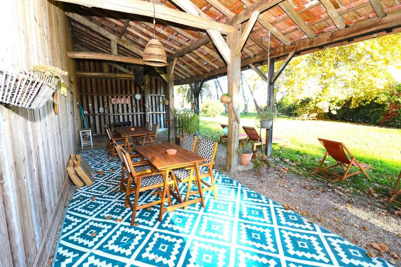 Propriété - 265 m² - 10 pièces