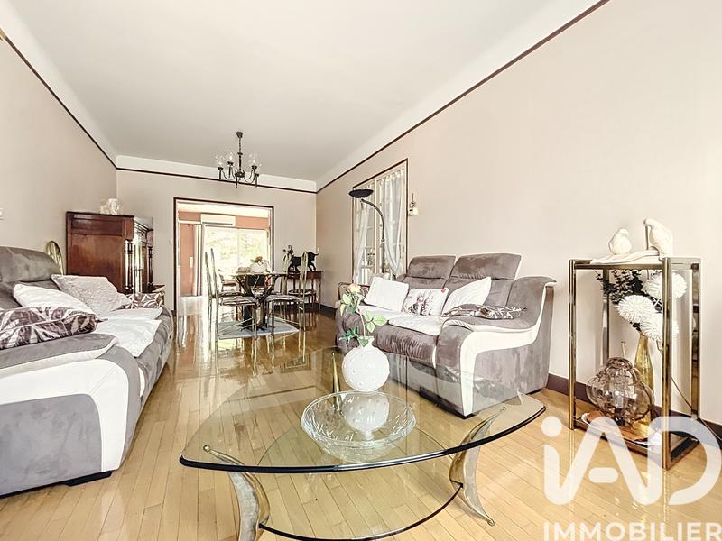 Maison - 164 m² - 9 pièces