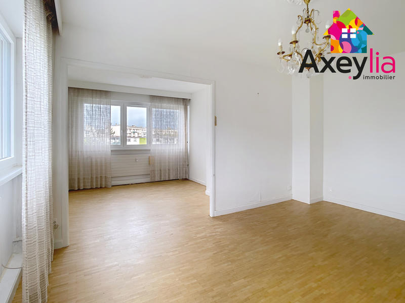 Appartement - 77 m² - 4 pièces