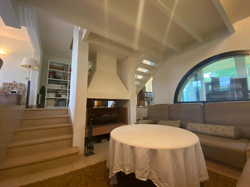 Maison - 195 m² - 7 pièces